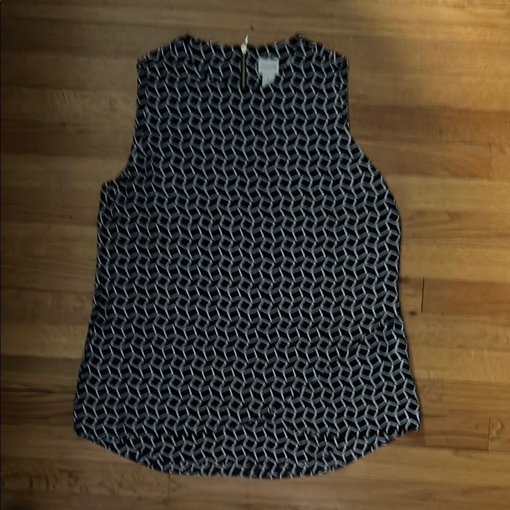 Chico's Black and White Sleeveless Blouse with Mandarin Collar